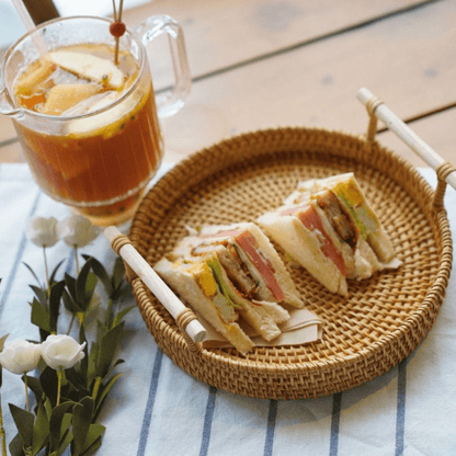 Bandeja de Café da Manhã em Vime Luxo